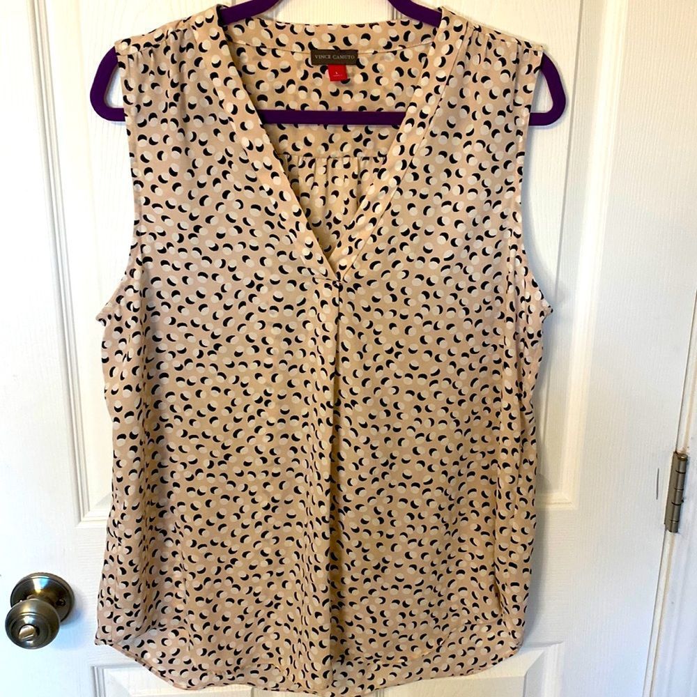 Vince Camuto- circle tank top- light pink- Size large